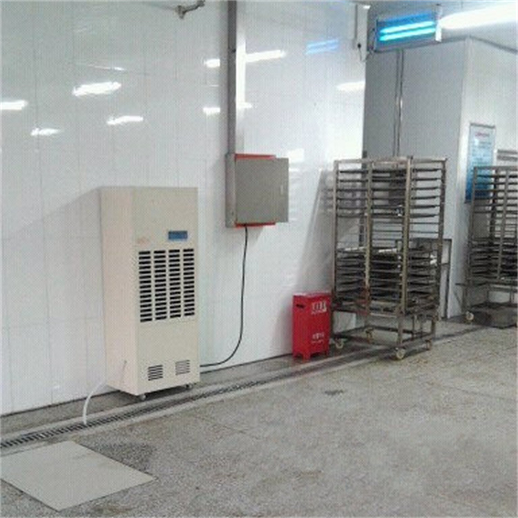 如何解決SMT車間過于干燥的問題：引入SMT車間加濕設(shè)備