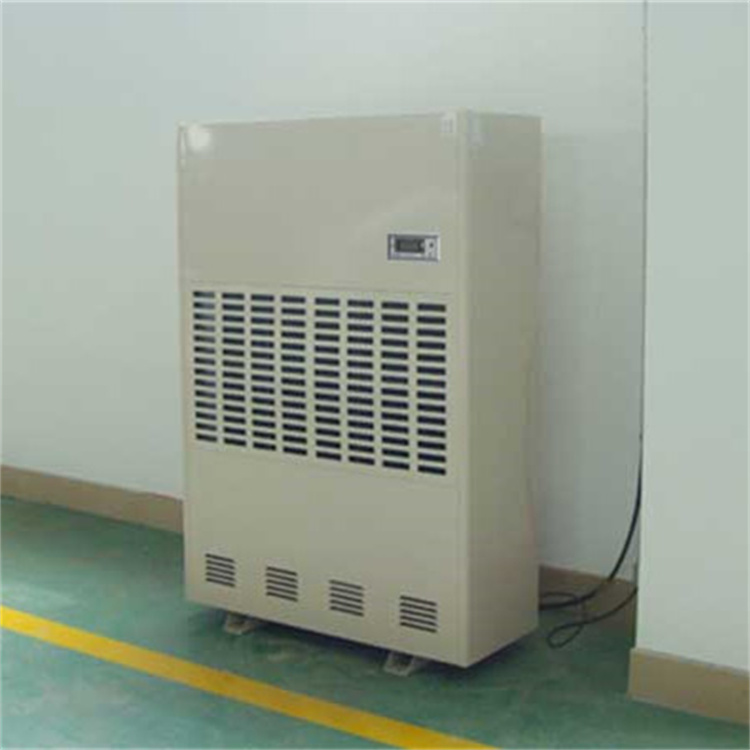 在選擇合適的機(jī)房加濕設(shè)備時(shí)，濕膜加濕機(jī)可能是您的理想之選。