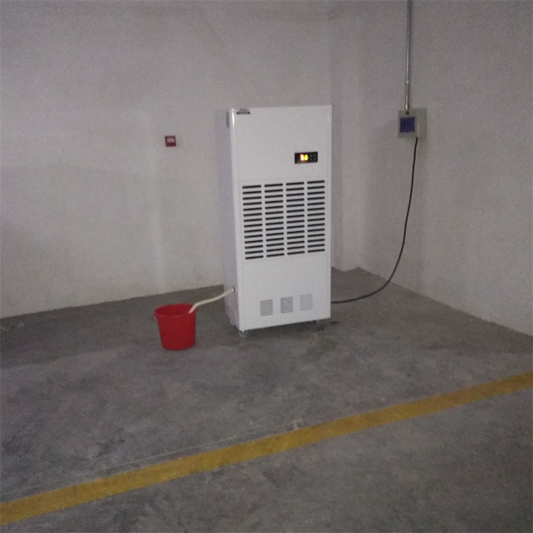 安裝大型抽濕機(jī)注意事項(xiàng) 安裝大型抽濕機(jī)注意事項(xiàng)