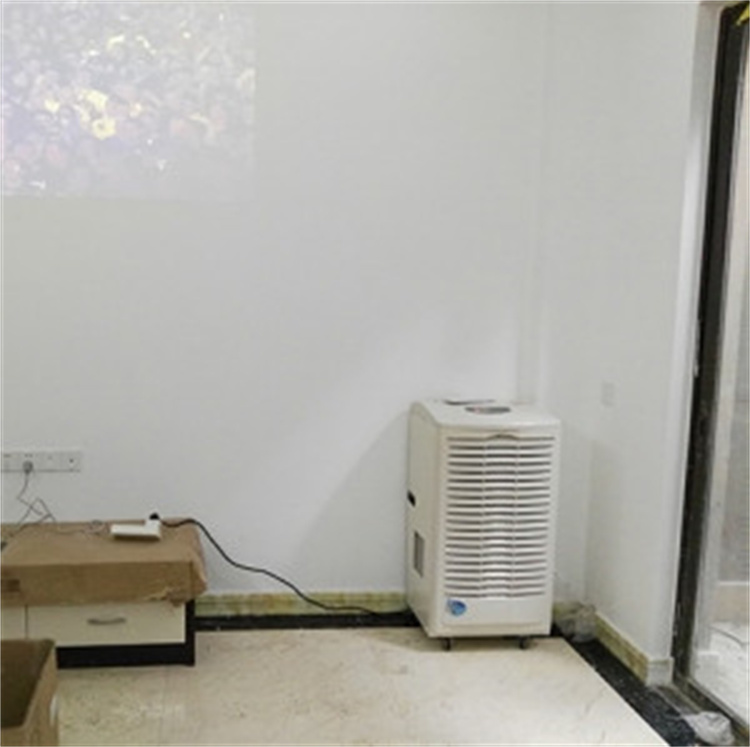 崇禮縣雨季地面潮濕怎么辦？就用抽濕機(jī)