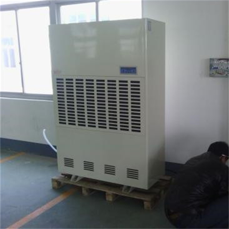 除濕機(jī)的種類及工作原理